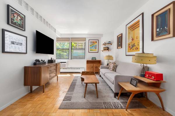 145 E 15TH Street #2C, Manhattan, NY 10003