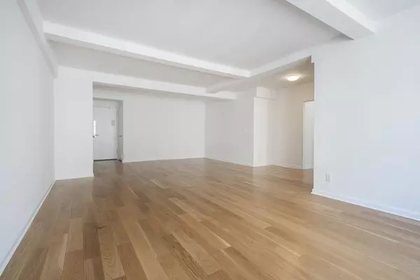 Manhattan, NY 10010,7 Lexington Avenue #11-D