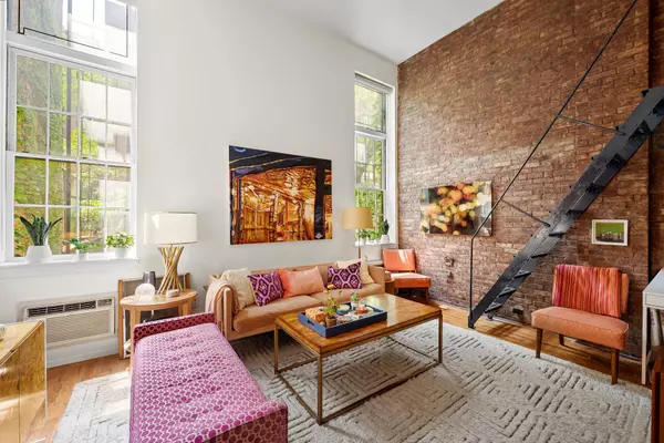 100 W 15TH Street #2A, Manhattan, NY 10011
