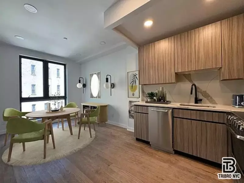 217 S 4th Street #4R, Brooklyn, NY 11211