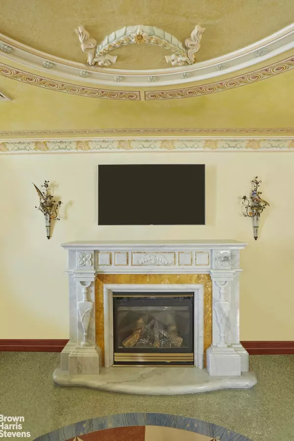 Brooklyn, NY 11228,1068 82ND Street