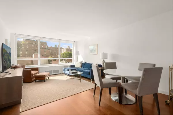 Manhattan, NY 10128,200 E 94TH Street #812