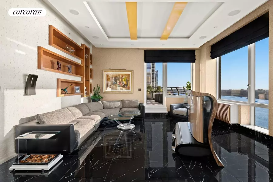 100 RIVERSIDE Boulevard #PHB, Manhattan, NY 10069