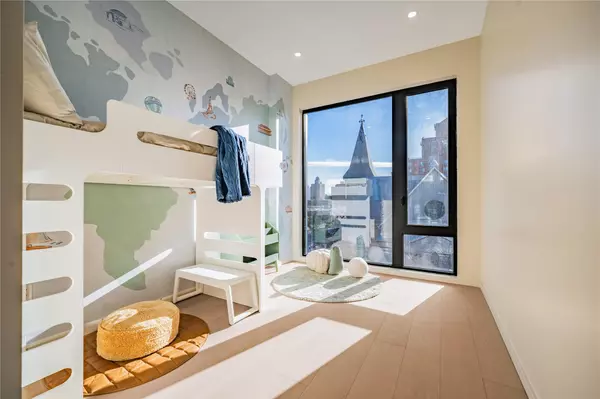 31-16 21st Street #PH-2B, Queens, NY 11106