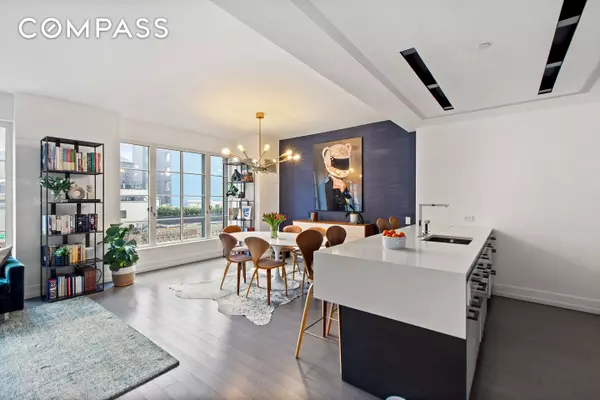 Manhattan, NY 10014,70 Charlton Street #16C