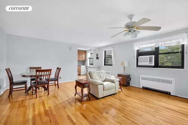 Queens, NY 11357,21-29 UTOPIA Parkway #UPSTAIRS
