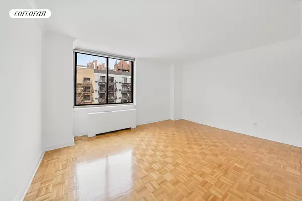 Manhattan, NY 10128,400 E 90TH Street #4D