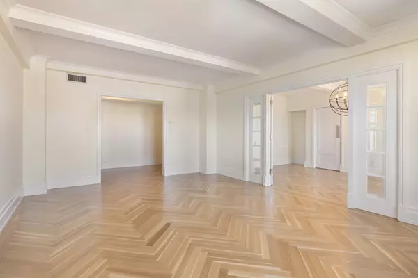 Manhattan, NY 10025,845 W END Avenue #15B