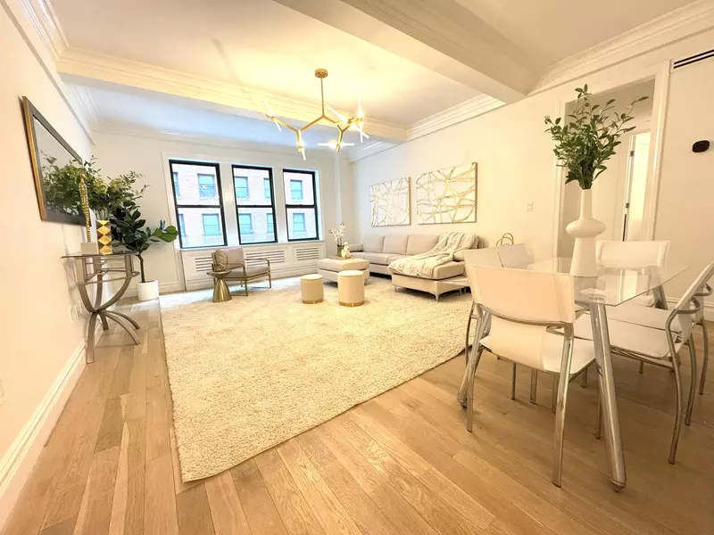 140 W 58th Street #3-A, Manhattan, NY 10019