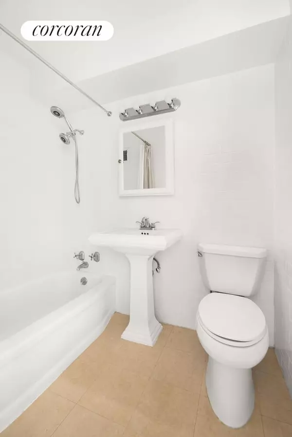 Manhattan, NY 10027,80 LA SALLE Street #12B