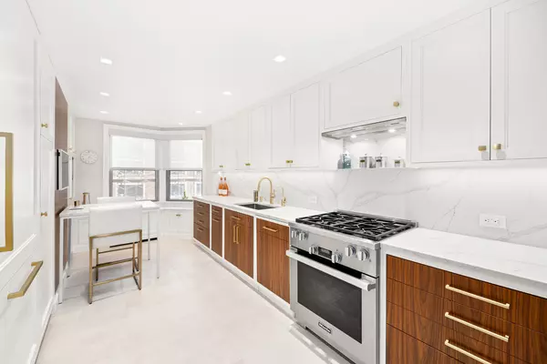 114 E 72ND Street #8/9B, Manhattan, NY 10021