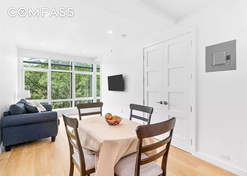 309 Ocean Parkway #4F, Brooklyn, NY 11218