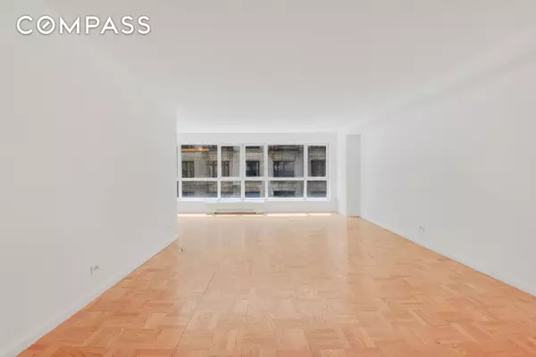 Manhattan, NY 10019,200 Central Park S #11K