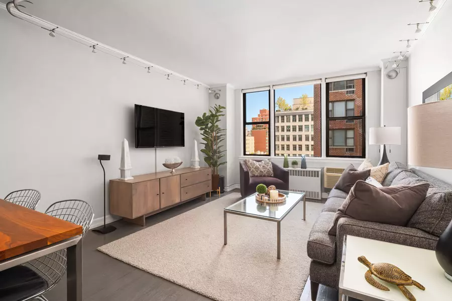 200 W 79TH Street #12P, Manhattan, NY 10024