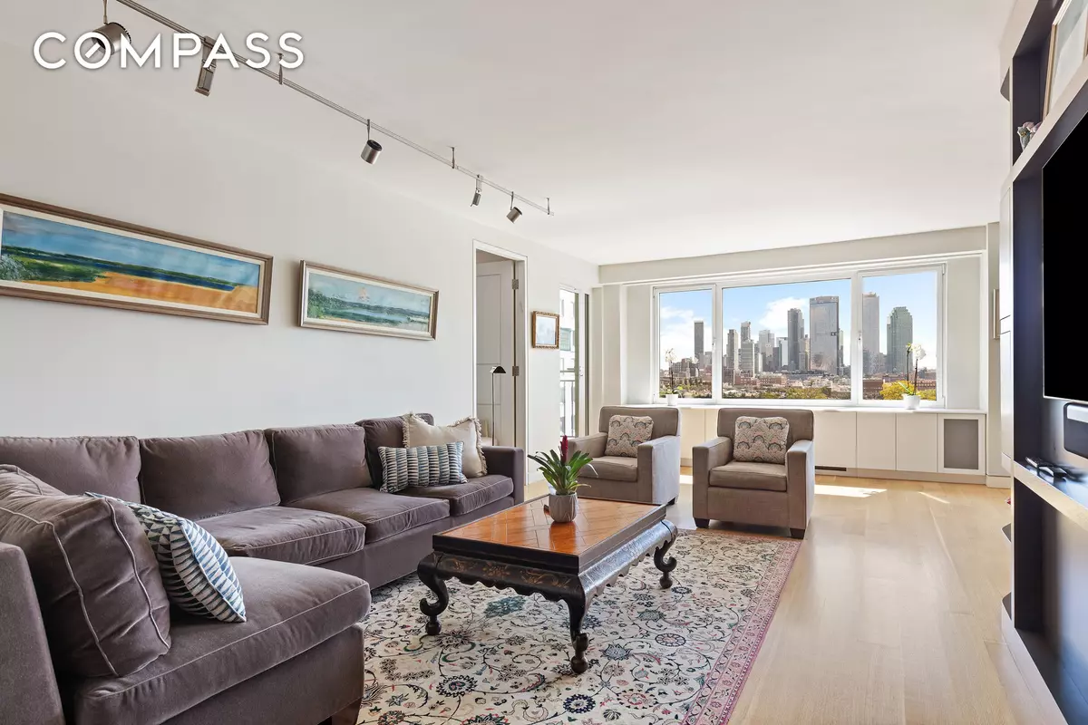 Manhattan, NY 10022,60 Sutton Place S #12CN