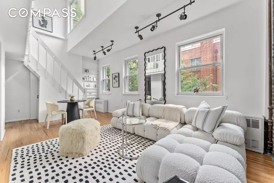 207 E 21st Street #6E, Manhattan, NY 10010