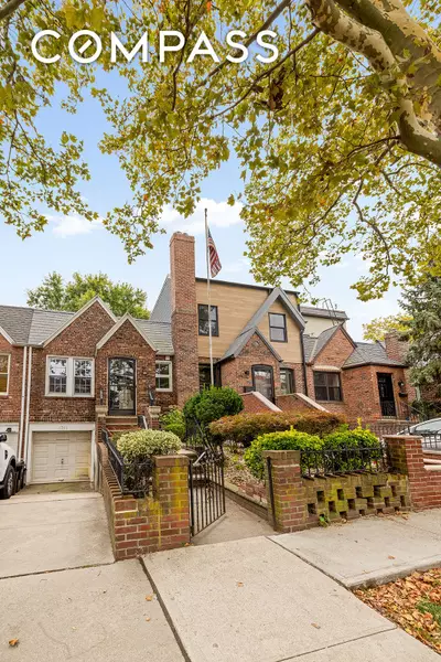 1711 11th Avenue, Brooklyn, NY 11218