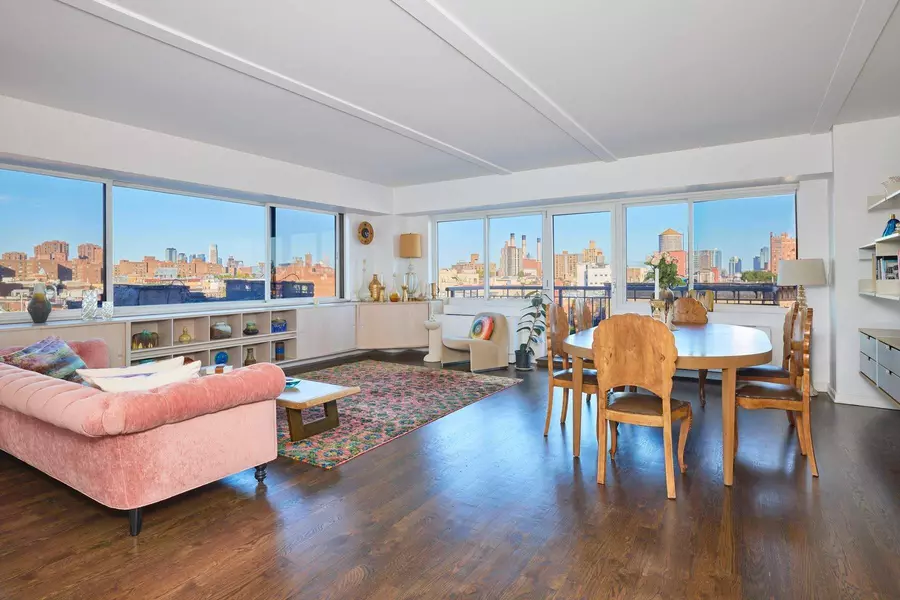240 E 10th Street #8A, Manhattan, NY 10003