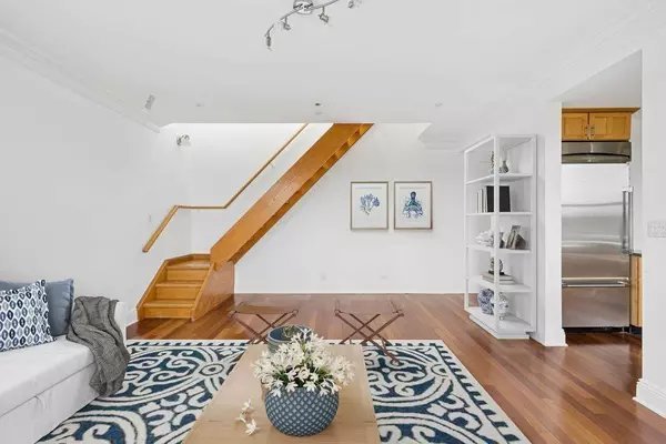 Manhattan, NY 10025,407 Central Park W #PHC