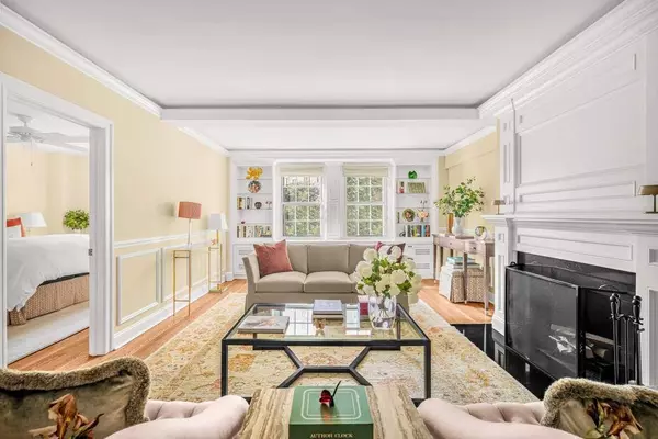 302 W 12th Street #2E, Manhattan, NY 10014