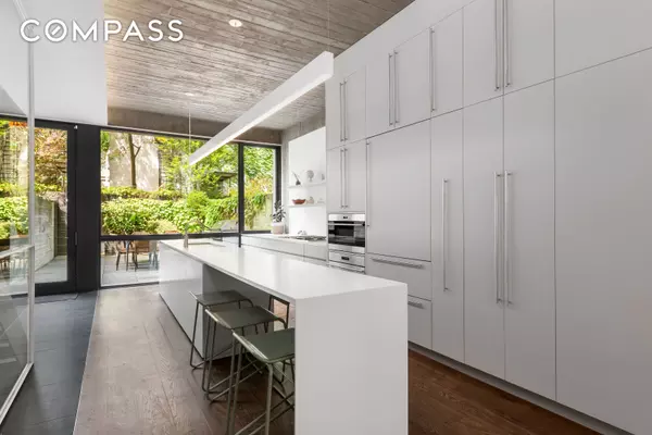 57 S 4th Street #TH, Brooklyn, NY 11249