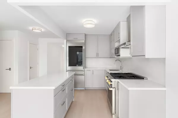 Manhattan, NY 10022,300 E 59TH Street #1207
