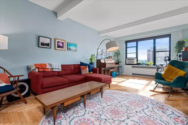 Manhattan, NY 10034,65 Park Terrace E #C-75