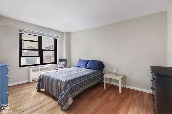 Manhattan, NY 10002,417 GRAND Street #D605