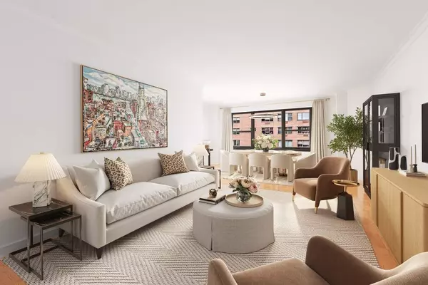 Manhattan, NY 10022,20 Sutton Place S #7B