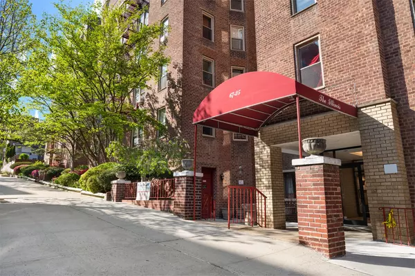 Queens, NY 11375,67-25 CLYDE Street #7H