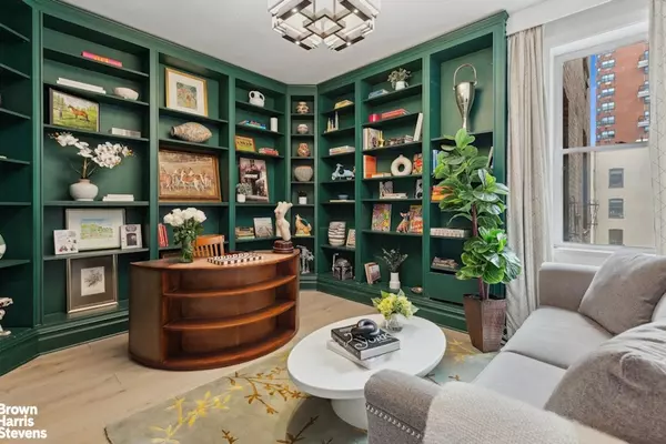 Manhattan, NY 10025,37 W 93RD Street #17/13