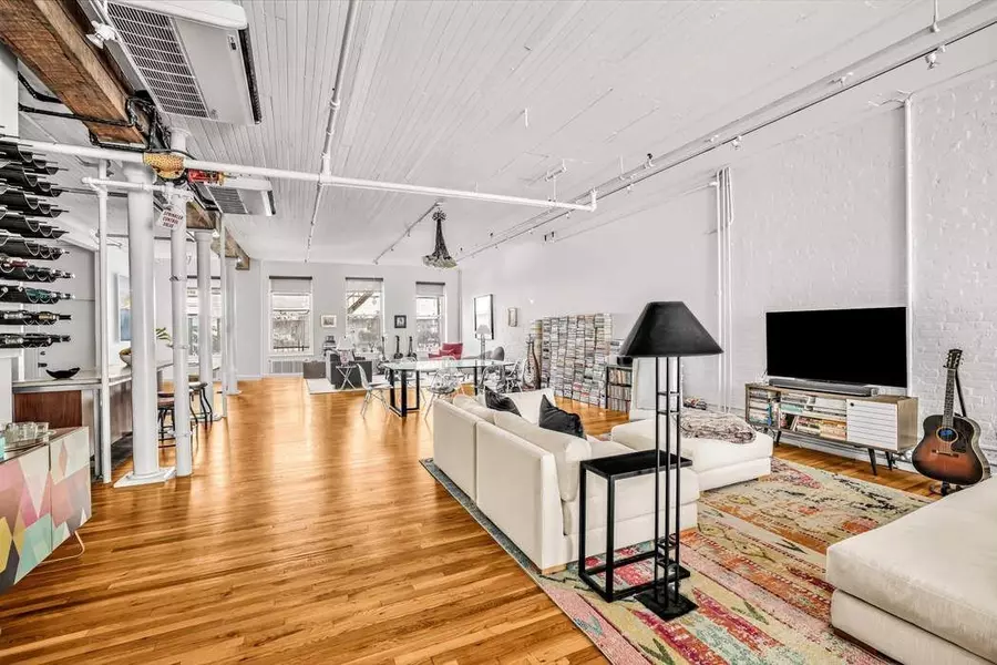 351 W Broadway #2, Manhattan, NY 10013