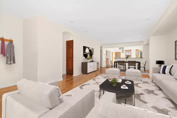 Manhattan, NY 10027,14 W 121ST Street