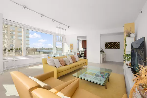 240 RIVERSIDE Boulevard #21C, Manhattan, NY 10069