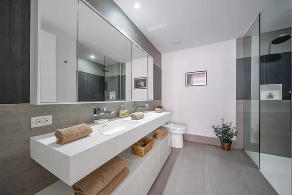 Manhattan, NY 10019,540 W 49th Street #503-N