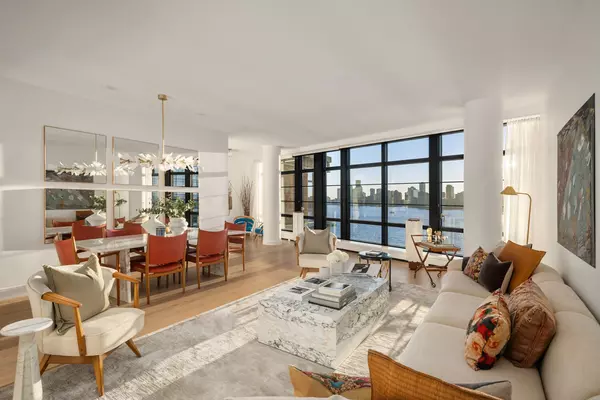 150 CHARLES Street #14B, Manhattan, NY 10014