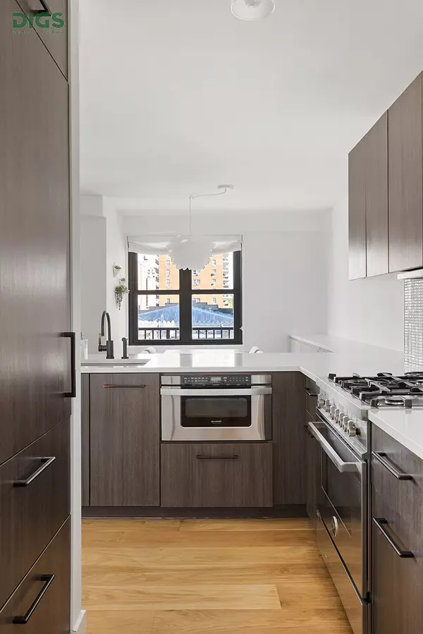 Manhattan, NY 10025,175 W 95TH Street #7F