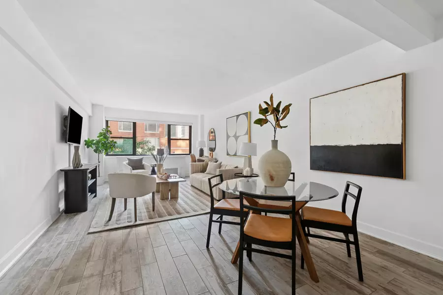 305 E 72nd Street #3DS, Manhattan, NY 10021