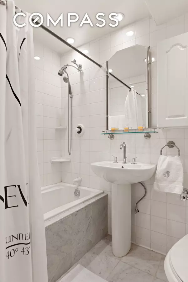 Manhattan, NY 10016,80 Park Avenue #5D