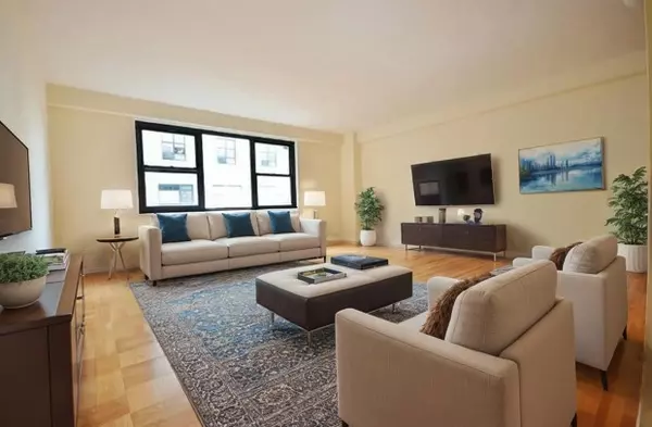 Manhattan, NY 10019,350 W 51st Street #9B