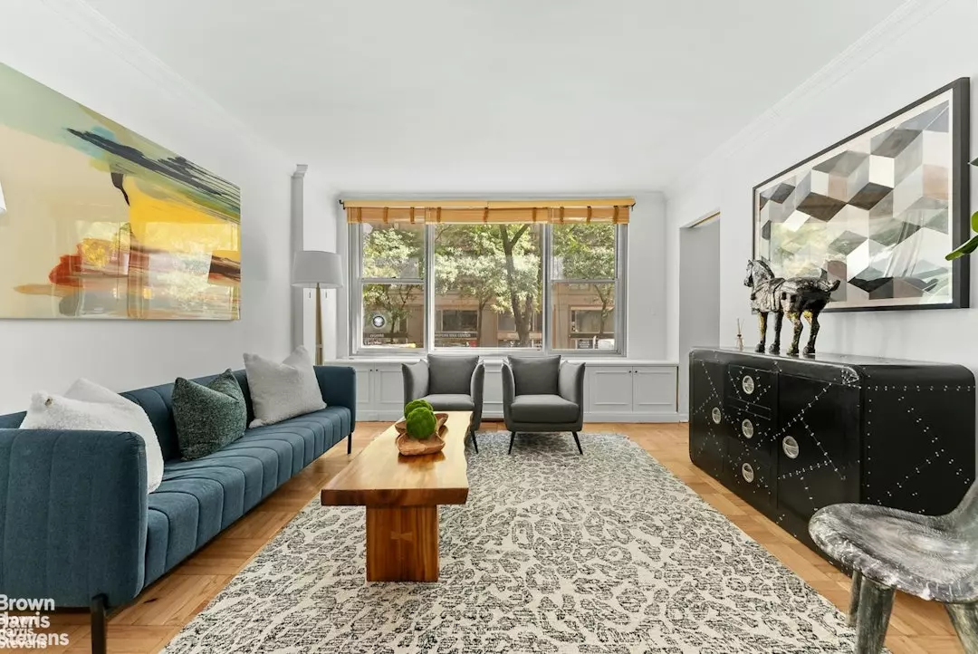 Manhattan, NY 10021,169 E 69TH Street #2B