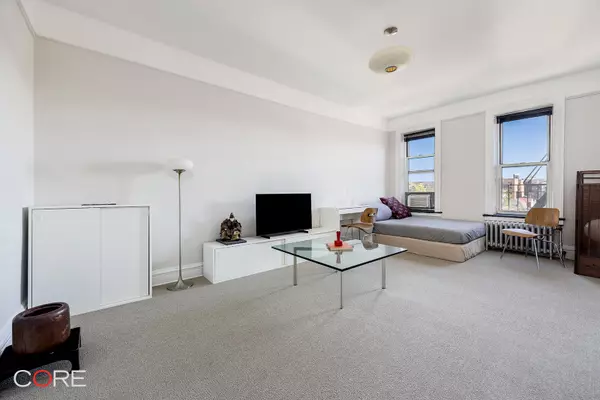 Queens, NY 11373,42-22 Ketcham Street #10E