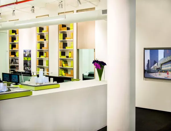 Manhattan, NY 10010,25 E 21st Street #2-FLR