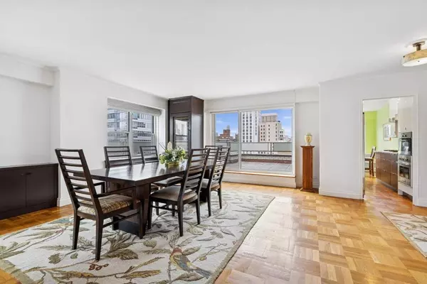 Manhattan, NY 10021,301 E 75th Street #19B