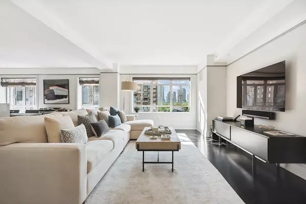 Manhattan, NY 10065,21 E 61ST Street #11E