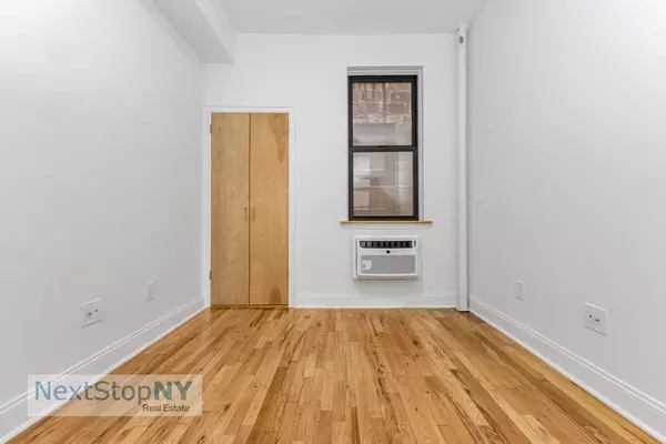 Manhattan, NY 10028,405 E 82ND Street #4C