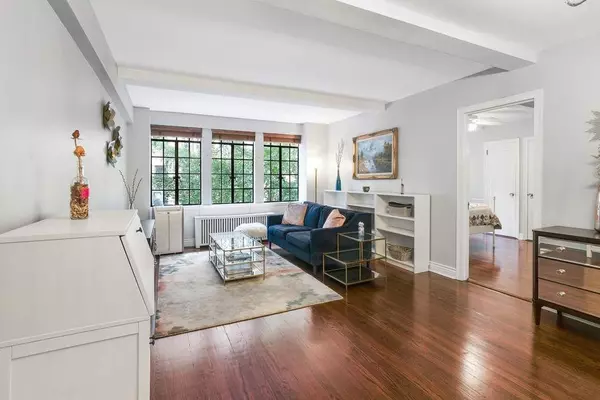 321 E 43rd Street #308, Manhattan, NY 10017