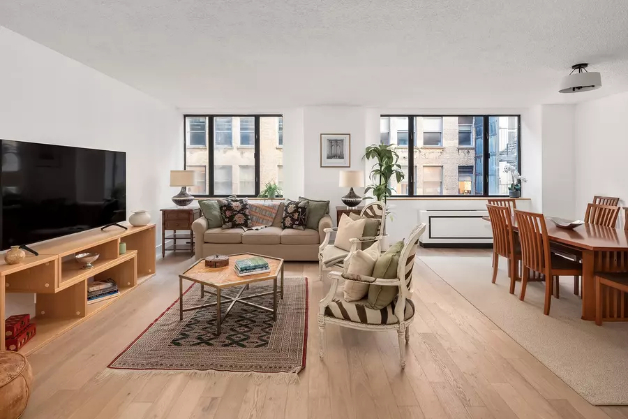 30 W 61ST Street #7A, Manhattan, NY 10023