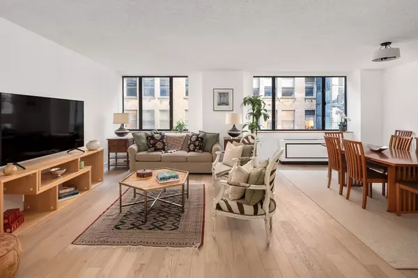 30 W 61ST Street #7A, Manhattan, NY 10023