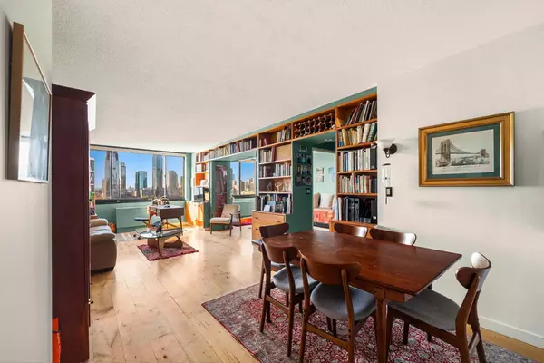 Manhattan, NY 10280,377 RECTOR Place #19B